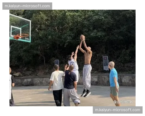 尼克斯限制对手核心成功 让文班亚马出现7次失误